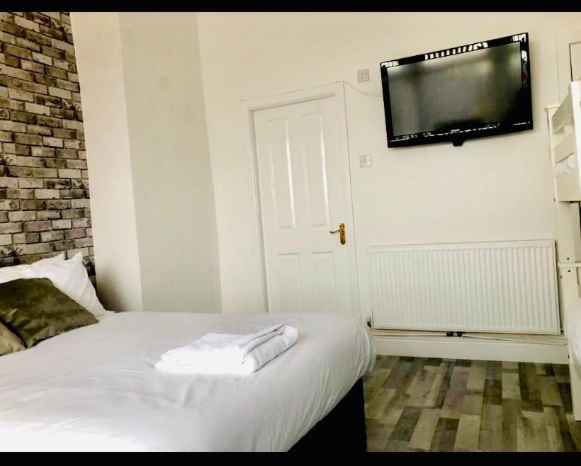 Bed & Breakfast No.6 York Villas
